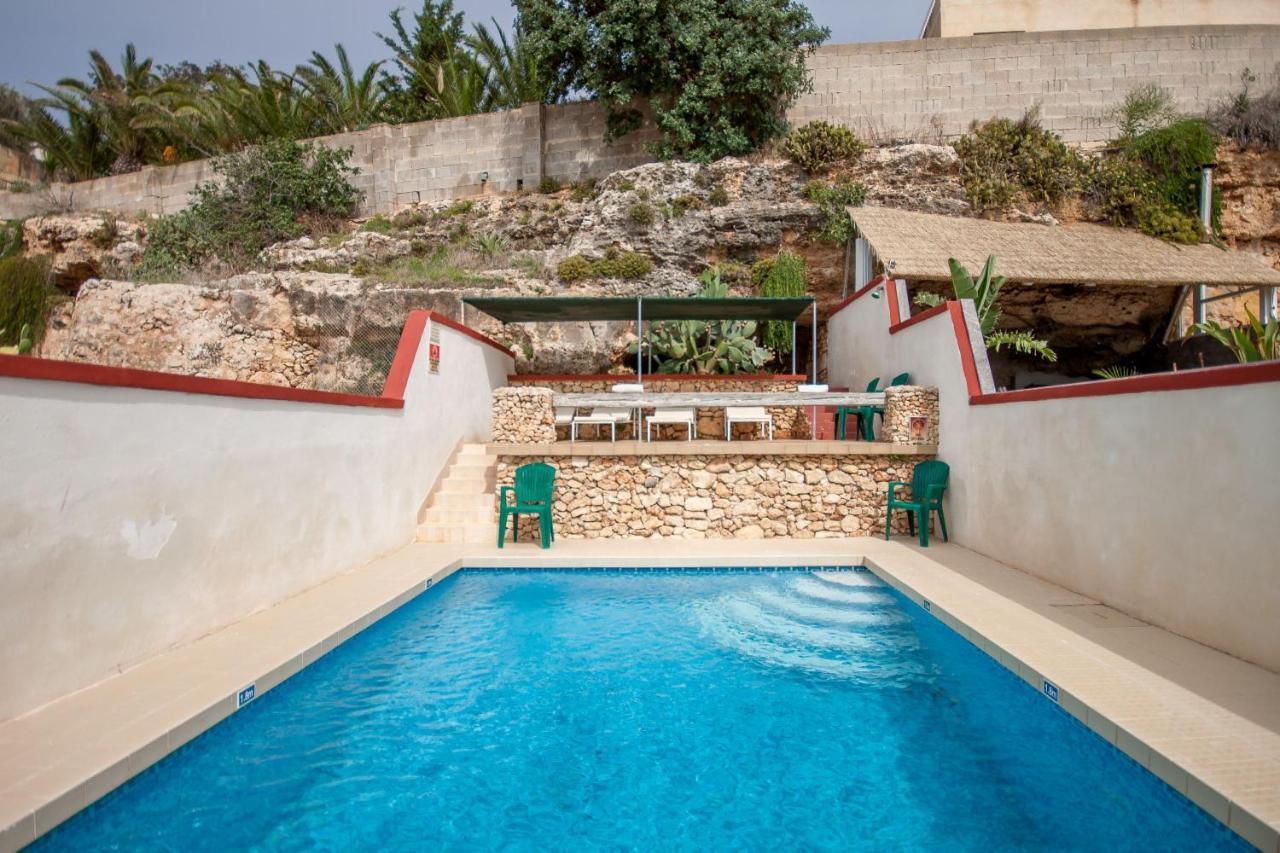Pool And Sea Merill Apartments - Happy Rentals Mellieħa Kültér fotó