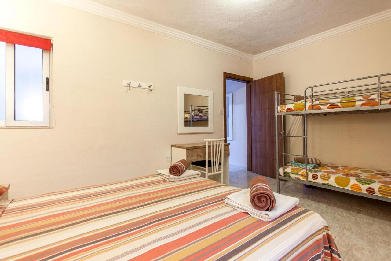 Pool And Sea Merill Apartments - Happy Rentals Mellieħa Kültér fotó