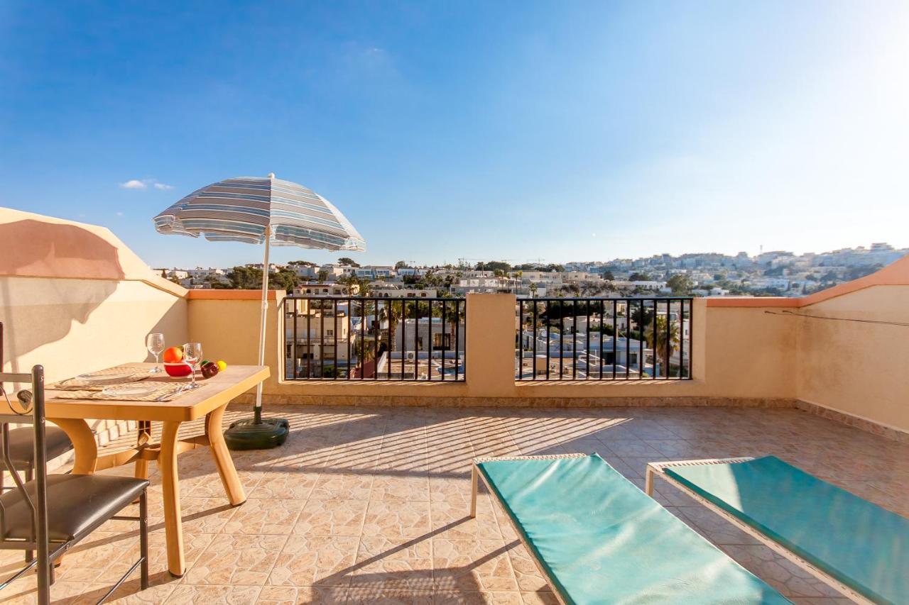 Pool And Sea Merill Apartments - Happy Rentals Mellieħa Kültér fotó